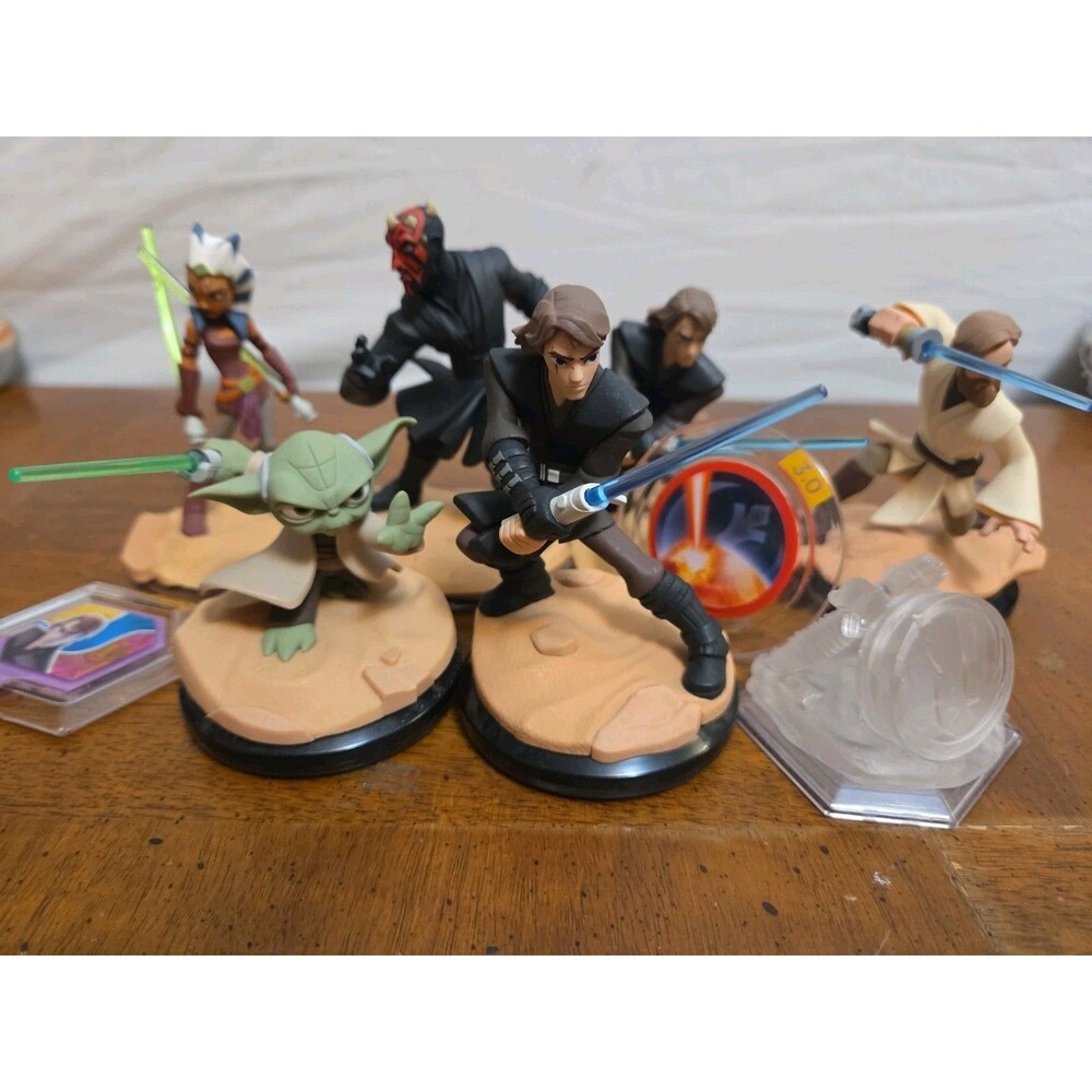 Disney Infinity 3.0 Twillight Of The Republic Lot Of 7 Figures Ahsoka Yoda Anaki